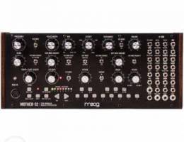 MOTHER 32 synth