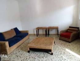House can be used as foyer -2 bedroom'4 be...