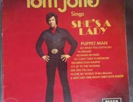 Tom Jones sings she a lady . VinylRecord