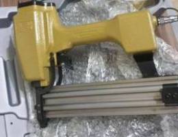 Air nail gun for wood - ÙØ±Ø¯ ØªÙ†Ø¬ÙŠØ¯ - ÙØ±Ø¯ ÙƒØ¨...