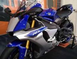 yamaha R1 model 2015, company source, like...