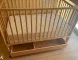 baby bed with drawer 130cm 70 cm ,excellen...