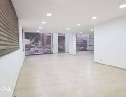 Showroom for sale in Sanayeh Spears street