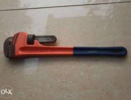 Heavy duty alloy wrench 18 inch v. Good co...