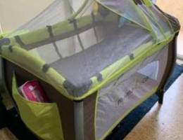 baby crib and playpen with mattress