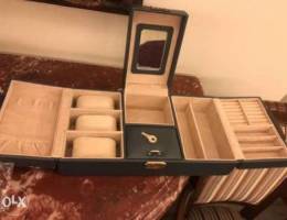 jewelry box like new