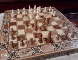 Wooden chess pieces w/o board