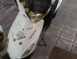 MOTO Adress V150