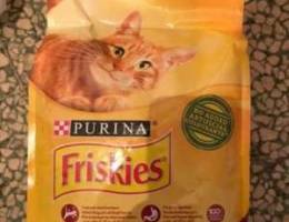 Friskies Dry Food - Adult