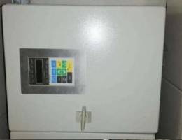 OMRON Yaskawa Inverter VVF VFD 400V-4.0Kw,...