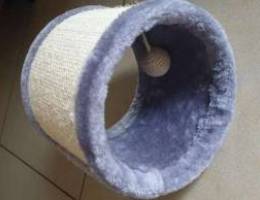 Cat scratcher