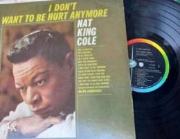 Nat King Cole - i don't want to be hurt - ...