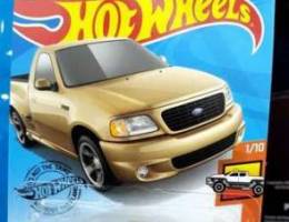 Ford F-150 diecast car model 1:64.