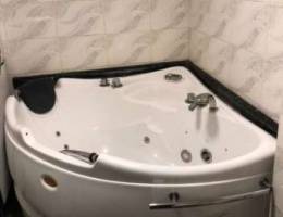 jaccuzi for sale 2 900 000 LL