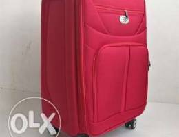 Travel luggage red color no av with deiver...