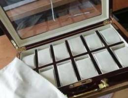 Watch case box.