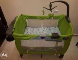 Crib graco with mattress