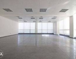 130 SQM Office for Rent in Jnah, OF5992