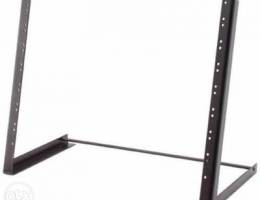 Angled 19"/ 8U rack desktop stand, for aud...