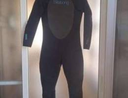 Billabong men's wetsuit. Worn few times on...