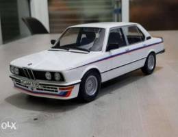 1/18 Norev bmw M535i diecast model car