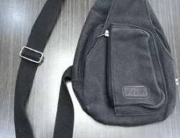 Black shoulder bag 10$