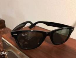 Ray Ban wayfarer authentic