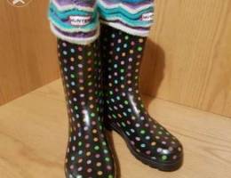 Snow/Rain boots size 41 with 2 pairs of sp...