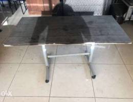 Table ( 140cm-70cm )