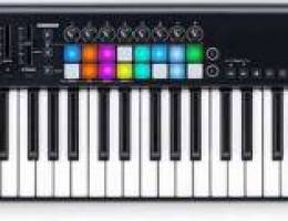 Midi Novation 61 keys controller