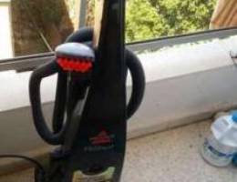 Carpet cleaning machine