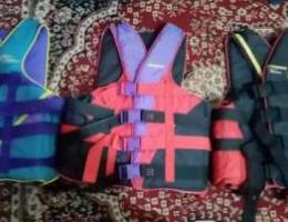 3 life jacket brand new