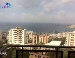 A 135 m2 apartment with an open sea view f...