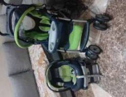 for sale chicco set used 1 time in very ve...