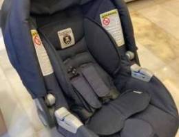 Peg Perego Car seat with adjustable base