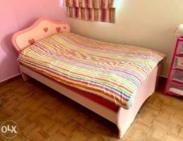 Girl's bed with Mattress