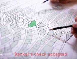 BANKER'S CHECK ACCEPTED - A 1100 m2 land f...