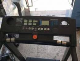 2Hp treadmill like new everything function...