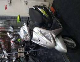 suzuki swish 125cc 17300klm still not regi...