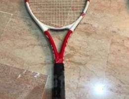 Estusa tennis racket