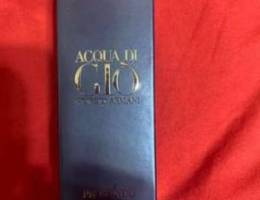 Giorgio Armani authentic perfum