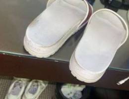 gucci slides white