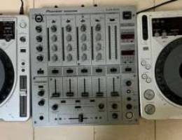 Pioneer CDJ 800 and DJM 600 like new