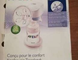 Avent breast pump. Automatic on electricit...