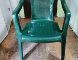 5 good condition plastic chair &table