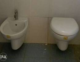 wc , bidet with 2 basin new condition