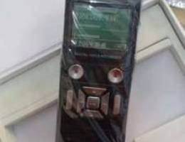 Digital voice recorder