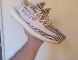 yeezy 350 v2 zebras