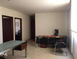 Furnished 67 m2 office having an open moun...