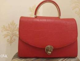 Red handbag Ø¬Ø²Ø¯Ø§Ù† Ø§Ø­Ù…Ø±